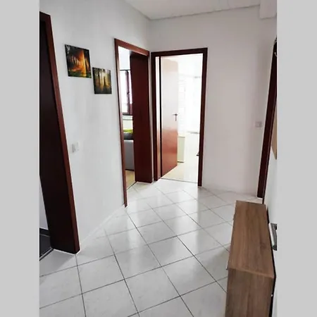 Am Teutoburger Wald 1 *